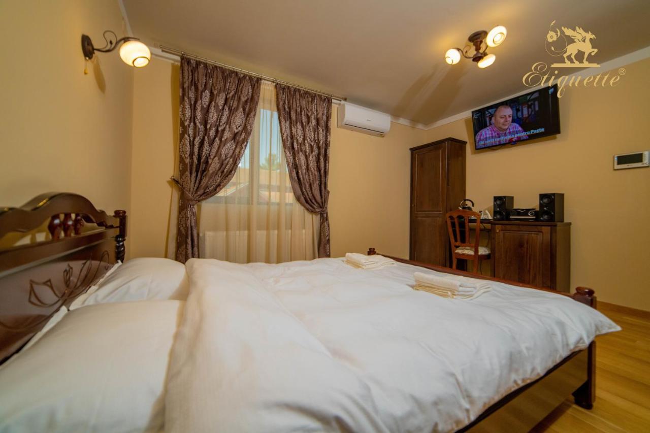 Villa Etiquette Déva Kültér fotó