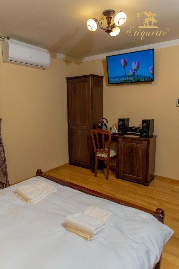 Villa Etiquette Déva Kültér fotó